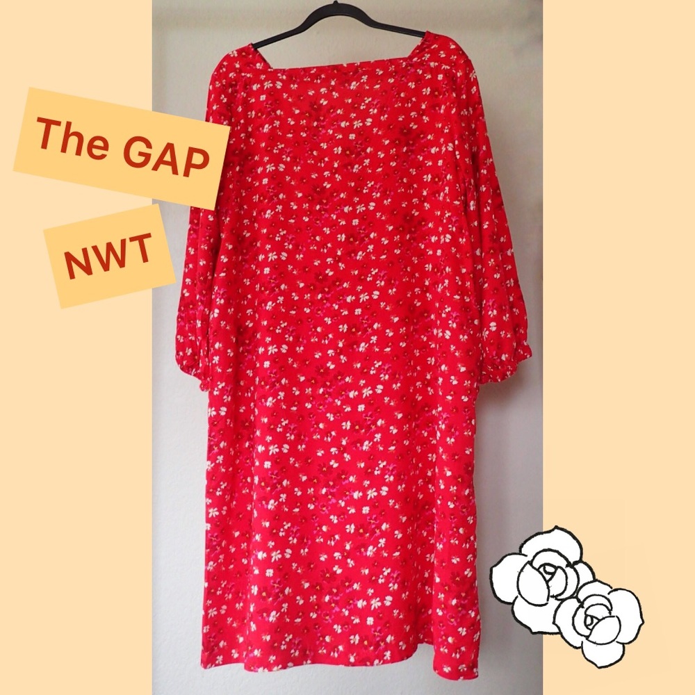 ☑️ NWT Red Floral GAP Dress